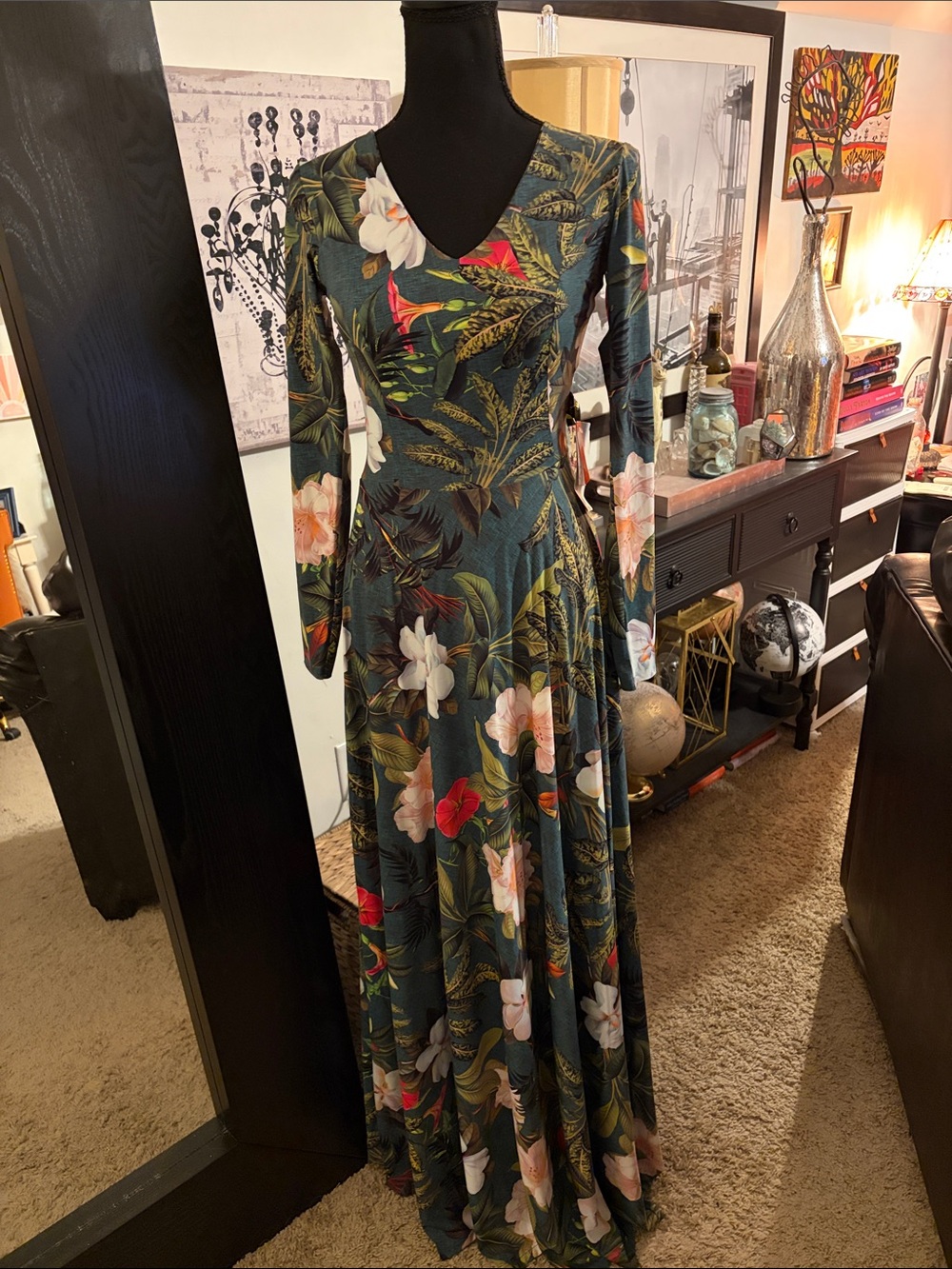 Paylot Valeska Green Floral V-Neck Long Sleeve Maxi Dress